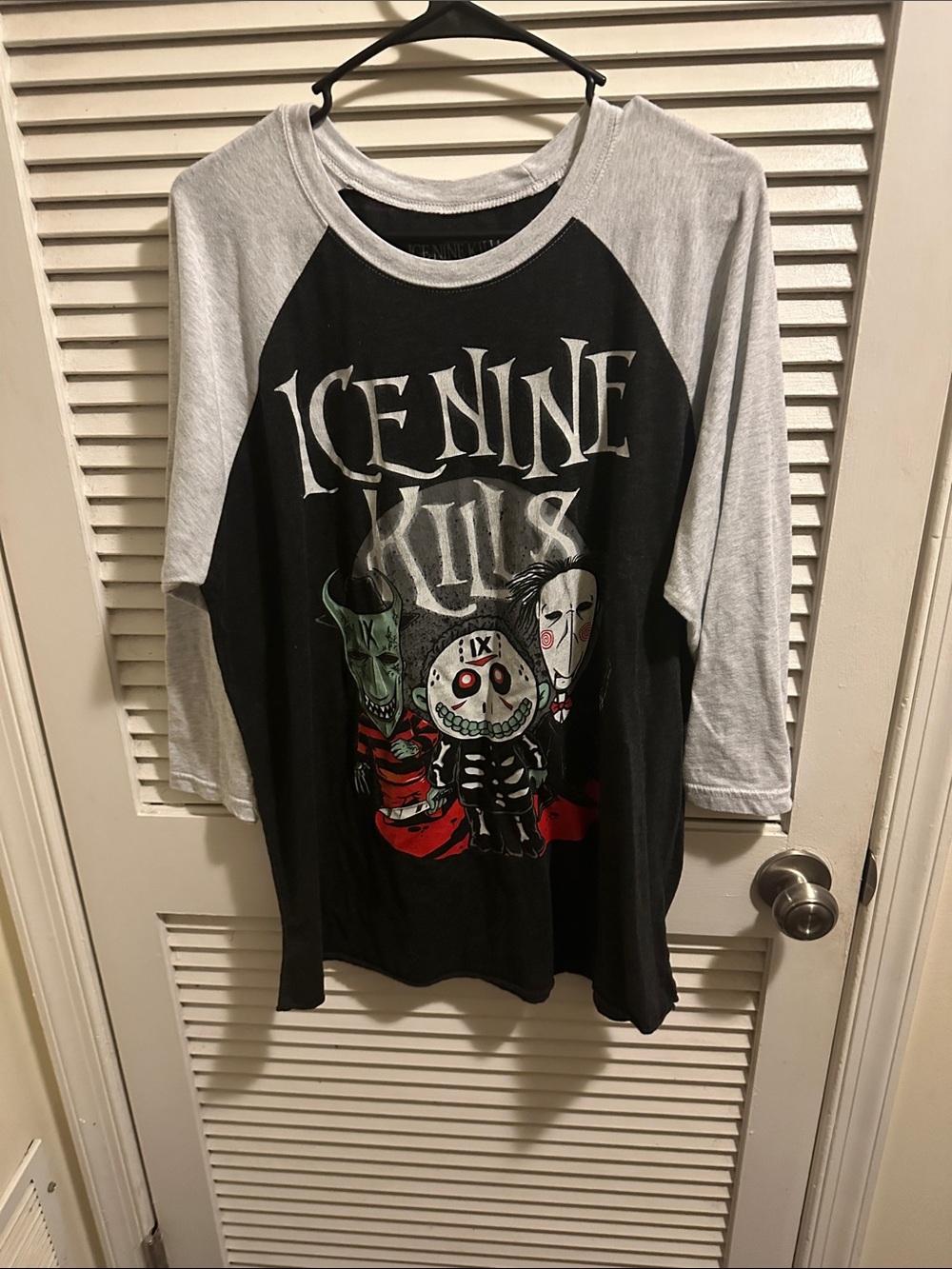 Raglan Long Sleeve Tee - Black & Light Gray
